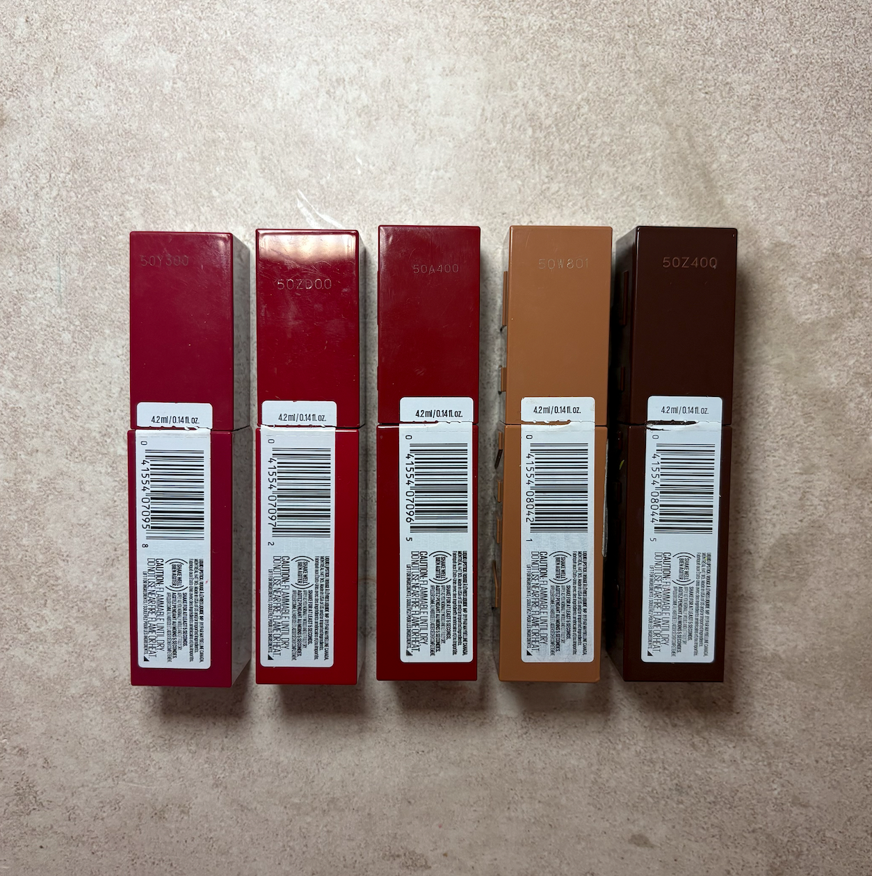 LOTE 5 PZS LABIALES VYNIL MAYBELLINE CON DETALLE #E-5
